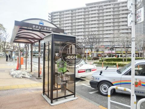 駅前ロータリー
