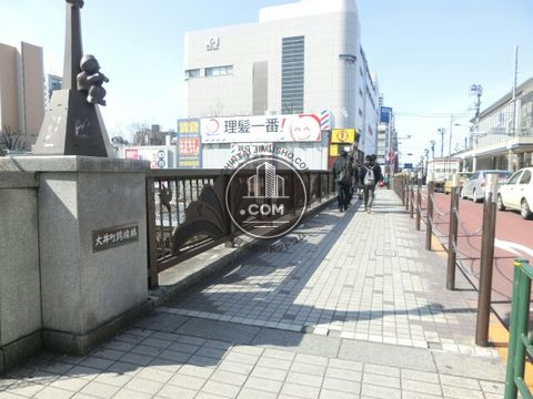 駅周辺