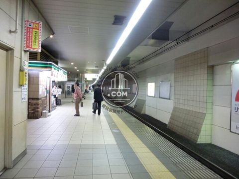 駅ナカ