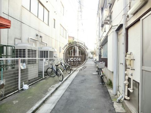 裏路地