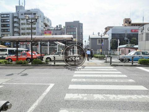 駅前ロータリー