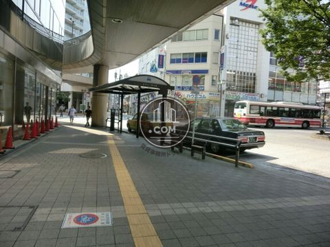 駅前ロータリー