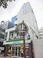 １階が店舗エリアです