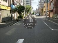 周辺道路は落ち着いています