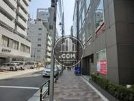歩道もキレイに整備済みです